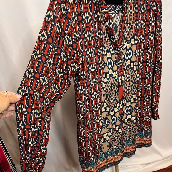 Soft surrounding BoHo top red, blue and beige size Small - Picture 2 of 6